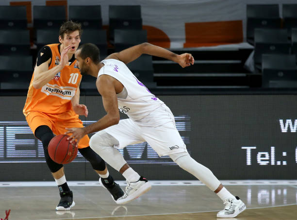 遗憾不已 遗憾不已